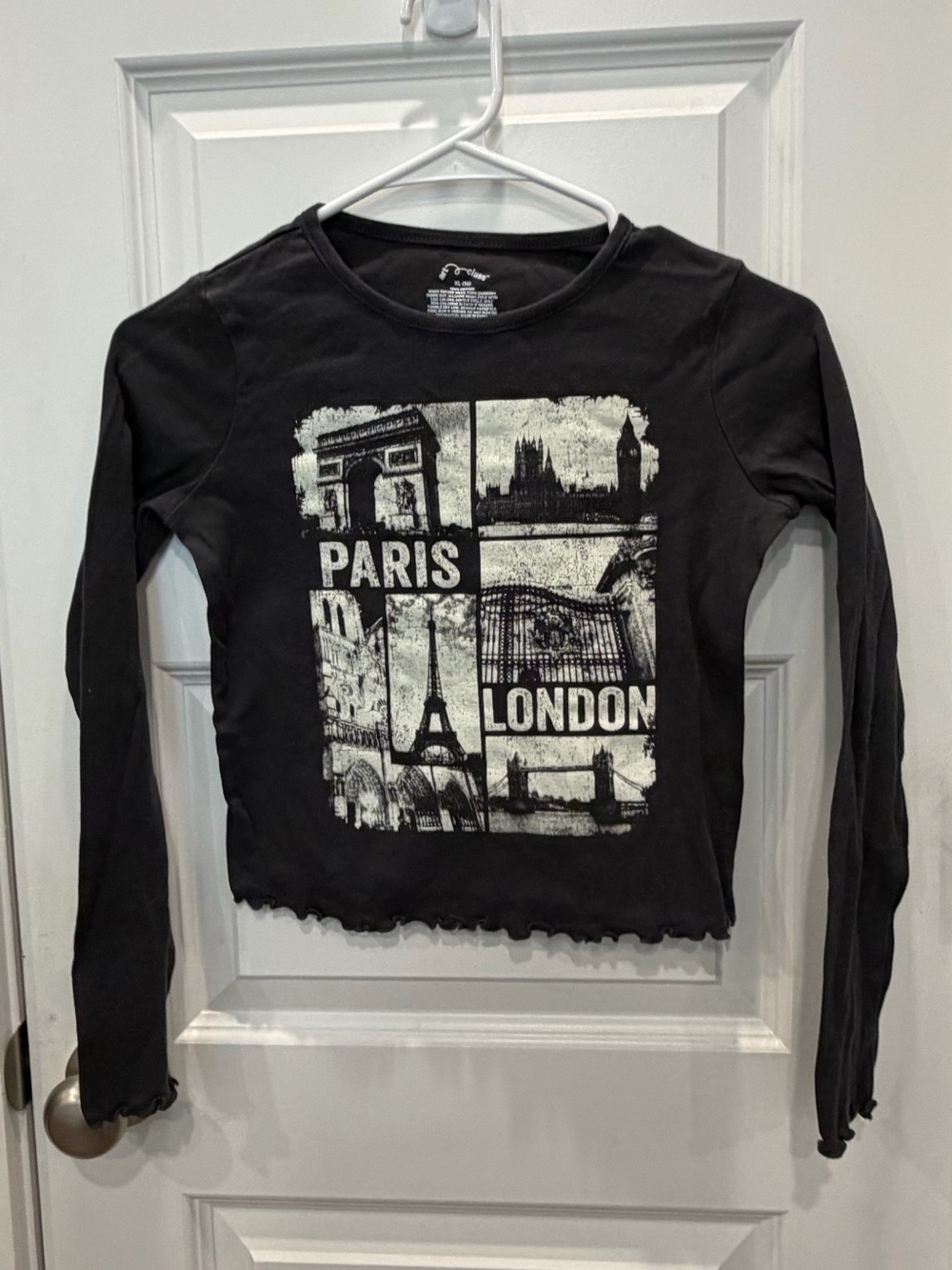 art class Black Long-Sleeve Graphic Tee - Paris & London Panels